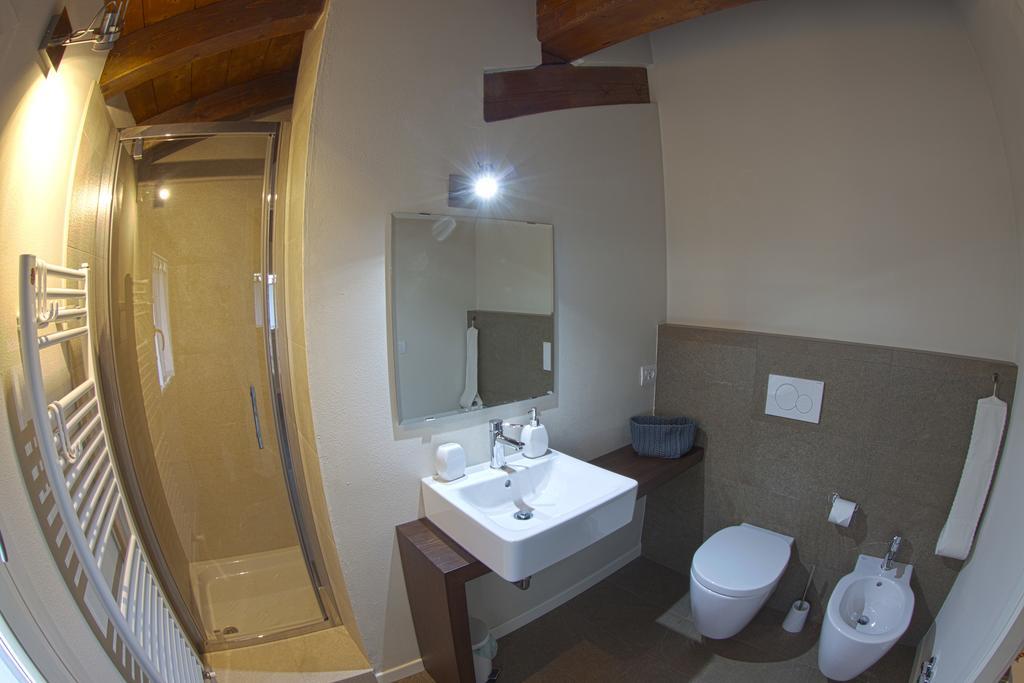 Locanda Del Toro Calderara di Reno Bagian luar foto